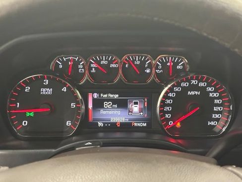Used 2015 GMC Sierra 1500 SLT w/ SLT Crew Cab Value Package AWD/4WD image 24