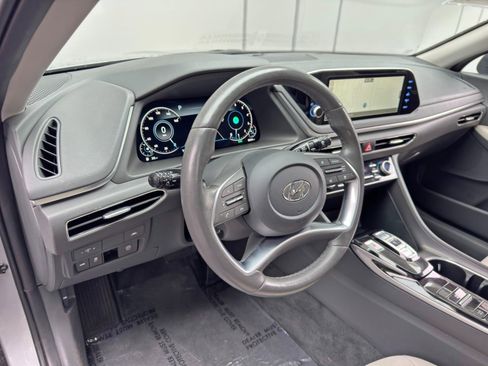 Used 2023 Hyundai Sonata SEL w/ Convenience Package FWD image 13