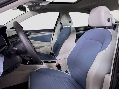 New 2026 Volkswagen Jetta SE image 20