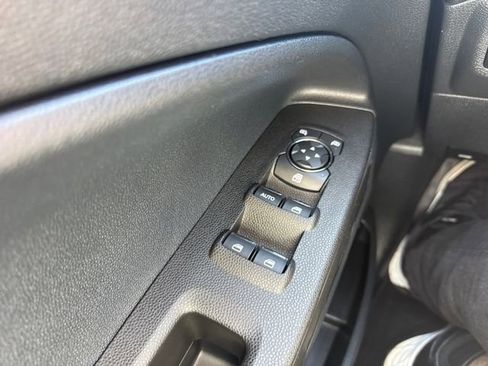 Used 2018 Ford EcoSport SE w/ SE Convenience Package image 26