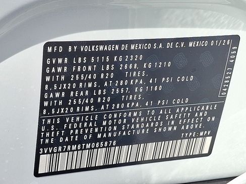 New 2026 Volkswagen Tiguan SE R-Line AWD/4WD image 17