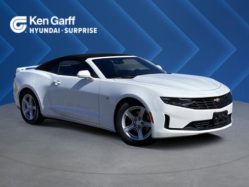 Used 2020 Chevrolet Camaro LT image 1