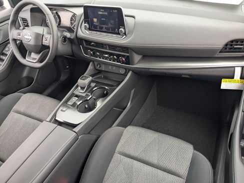 New 2026 Nissan Rogue SV image 29