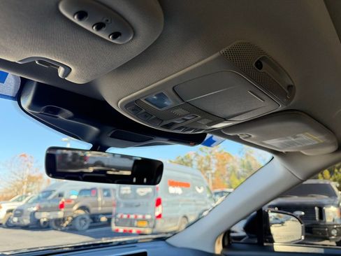 Used 2021 Lincoln Nautilus Reserve w/ Equipment Group 201A image 21