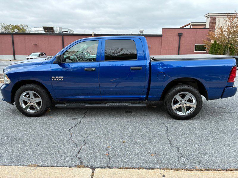 Used 2017 RAM 1500 Express AWD/4WD image 8