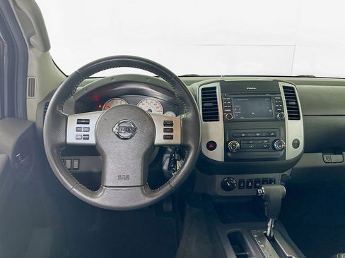 Used 2014 Nissan Xterra PRO-4X w/ Pro-4x Leather Package image 17