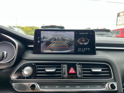 Used 2023 Genesis G70 2.0T image 26