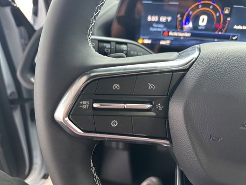 New 2026 Chevrolet Traverse LT w/ Sun and Wheel Package image 23