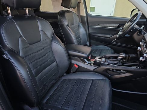 Used 2024 Kia Telluride SX Prestige image 25