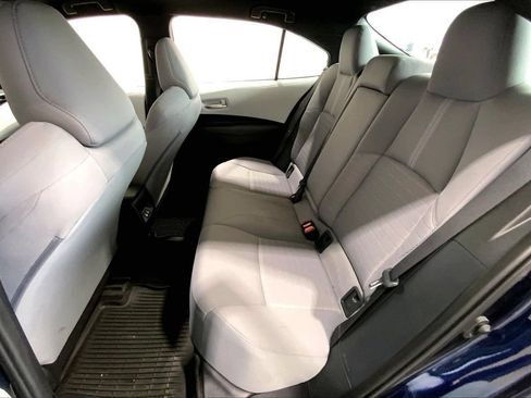 Used 2023 Toyota Corolla SE FWD image 19