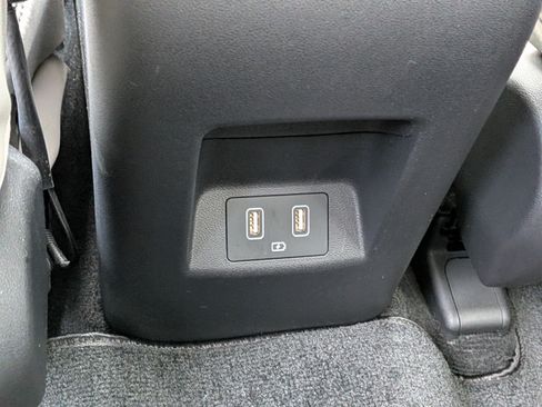 Used 2022 Hyundai Tucson Limited FWD image 16