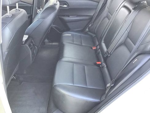 Used 2023 Nissan Rogue SV w/ SV Premium Package AWD/4WD image 14