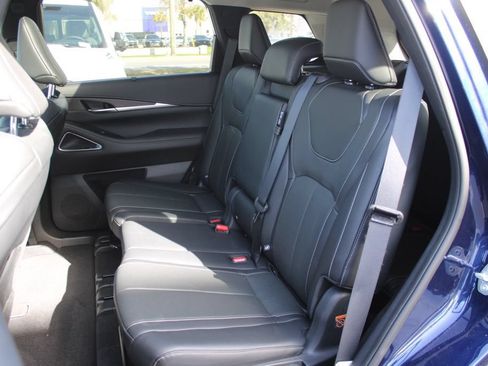 Used 2022 INFINITI QX60 Sensory w/ Cargo Package AWD/4WD image 37