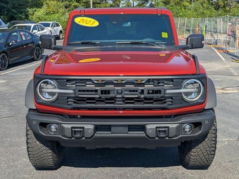 Used 2023 Ford Bronco Wildtrak image 2