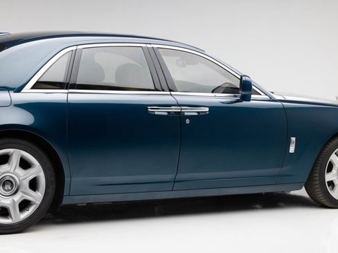 Used 2010 Rolls-Royce Ghost RWD image 31