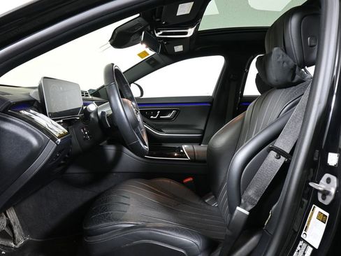 Certified 2023 Mercedes-Benz S 500 4MATIC image 3
