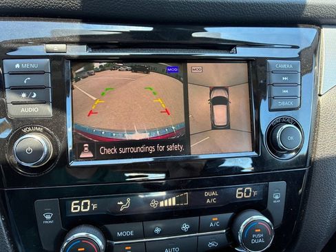 Used 2020 Nissan Rogue Sport SV w/ Technology Package AWD/4WD image 31