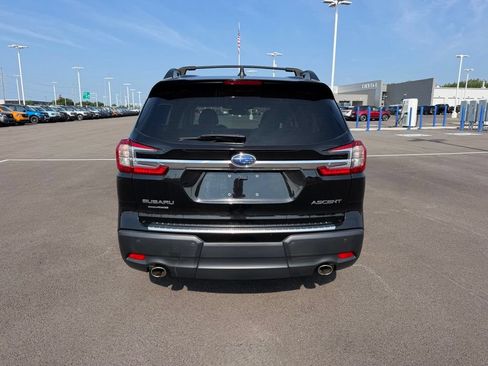 Used 2023 Subaru Ascent Premium w/ Convenience Package AWD/4WD image 6