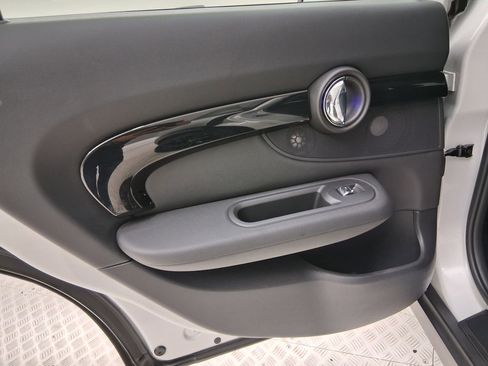 Certified 2023 MINI Cooper Clubman S FWD image 21