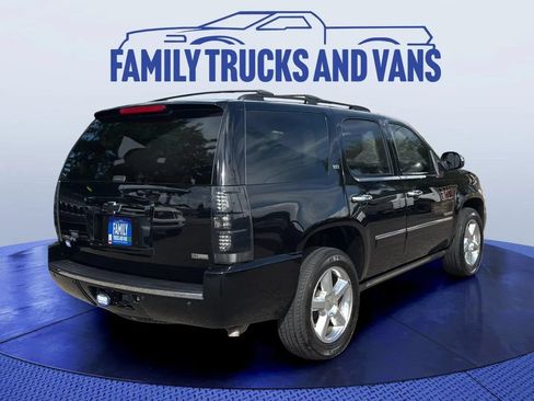 Used 2011 Chevrolet Tahoe LTZ AWD/4WD image 5