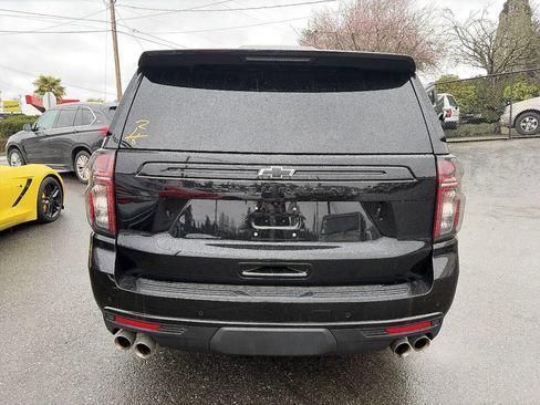Used 2023 Chevrolet Suburban Z71 w/ Z71 Off-Road Package image 4