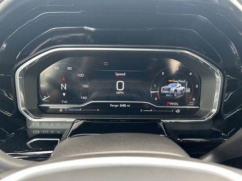 New 2025 GMC Sierra 2500 SLE w/ SLE Value Package; image 13