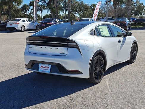 New 2026 Toyota Prius Plug-In Hybrid image 3