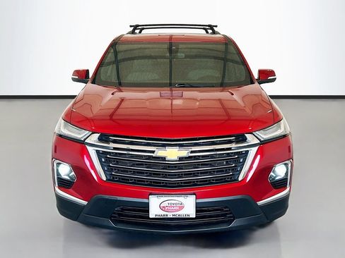 Used 2023 Chevrolet Traverse LT w/ LPO, Floor Liner Package FWD image 2