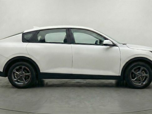 Used 2025 Kia K4 FWD image 11
