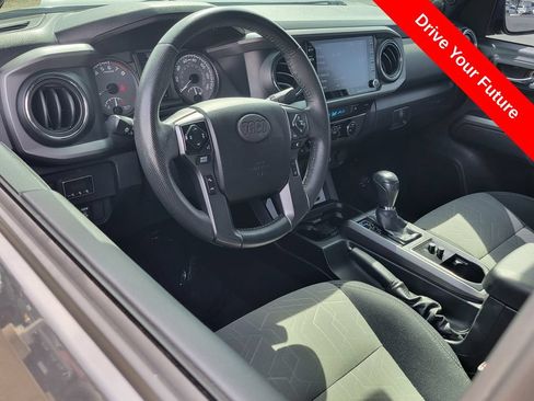Used 2022 Toyota Tacoma TRD Sport w/ TRD Premium Sport Package RWD image 5