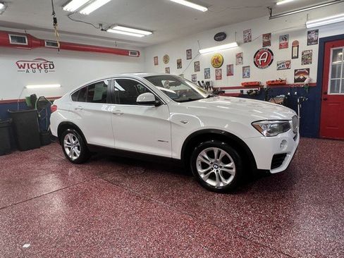 Used 2015 BMW X4 xDrive28i image 4