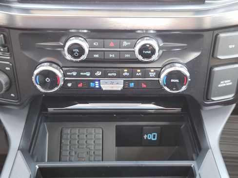 New 2026 Ford F250 Lariat w/ Black Appearance Package AWD/4WD image 19