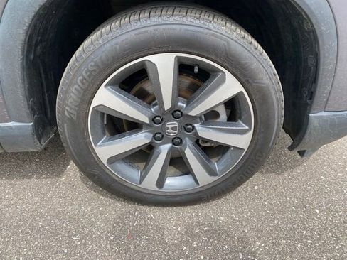 Used 2024 Honda Pilot Elite image 6