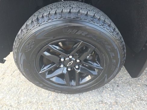 Used 2020 Chevrolet Silverado 1500 LT Trail Boss image 5