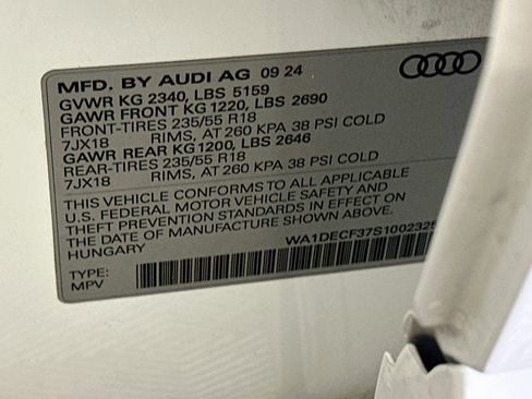 Used 2025 Audi Q3 2.0T Premium AWD/4WD image 12