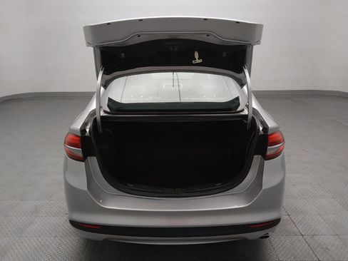 Used 2018 Ford Fusion S FWD image 28