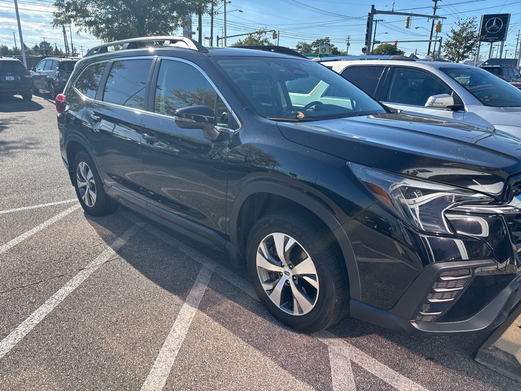 Used 2023 Subaru Ascent Premium w/ Convenience Package AWD/4WD image 4