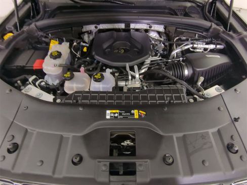 Used 2023 Jeep Grand Cherokee w/ Luxury Tech Group II image 13