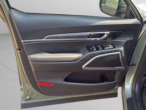 New 2025 Kia Telluride AWD image 39