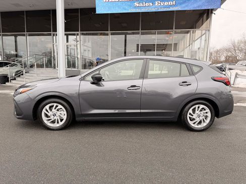 Certified 2025 Subaru Impreza 2.0i image 2