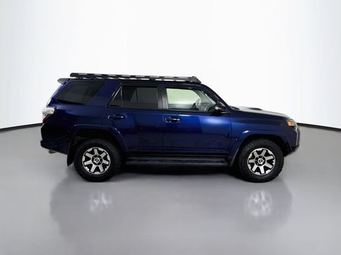 Used 2017 Toyota 4Runner TRD Off-Road Premium AWD/4WD image 8
