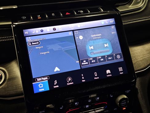 Used 2021 Jeep Grand Cherokee L Overland image 26