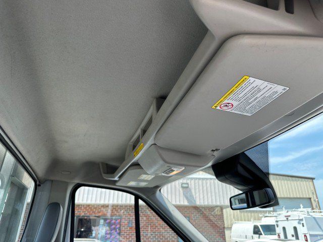 Used 2018 Ford Transit 250 138 RWD image 32