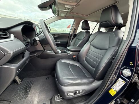 Certified 2022 Toyota RAV4 XLE Premium FWD image 13