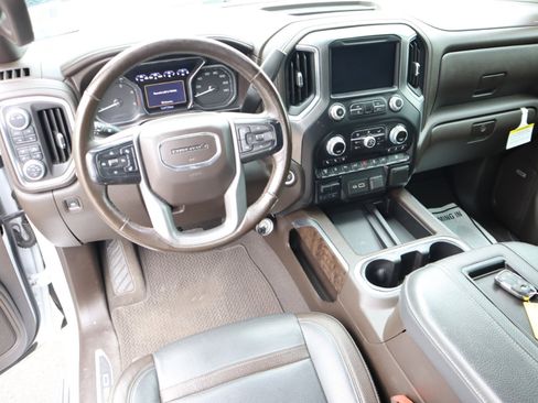 Used 2020 GMC Sierra 3500 Denali w/ Denali Ultimate Package image 10