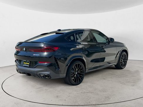 Used 2025 BMW X6 M60i AWD/4WD image 5