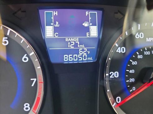 Used 2016 Hyundai Accent SE image 17