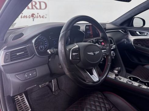 Used 2022 Genesis G70 3.3T image 11