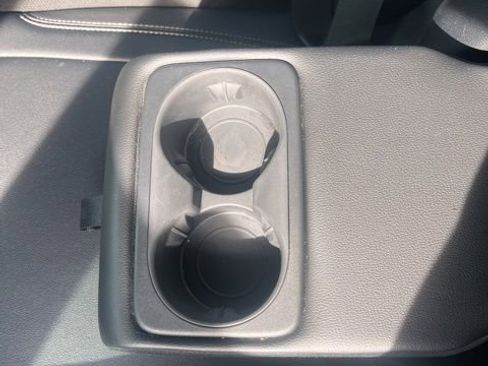 Used 2022 Ford Edge ST w/ Equipment Group 401A image 17