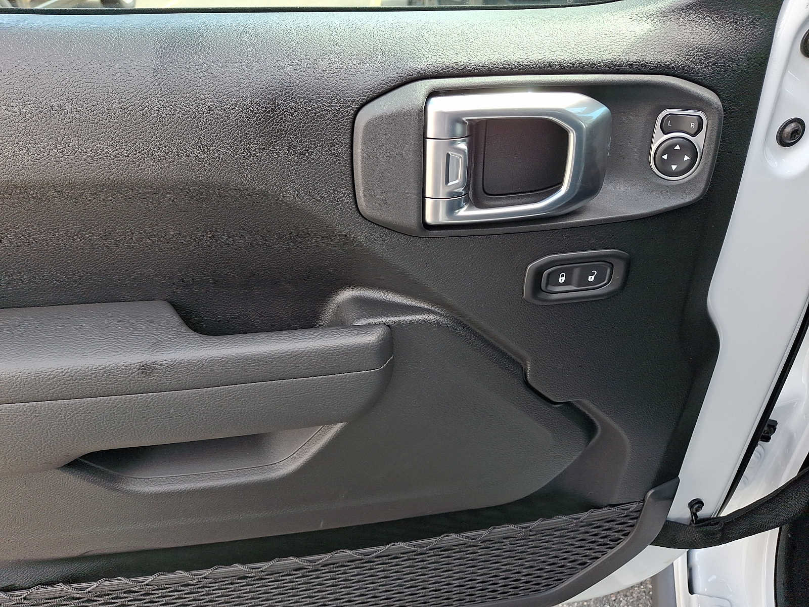 New 2026 Jeep Wrangler Unlimited Sport AWD/4WD image 8